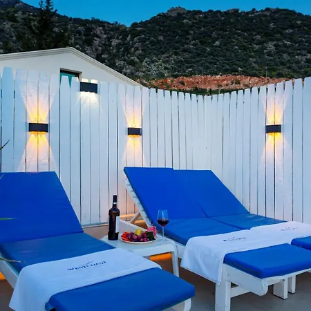 Westcoast 3-bedroom Townhouse Located Heart Of Old Town With A Private Plunge Pool * Kalkan