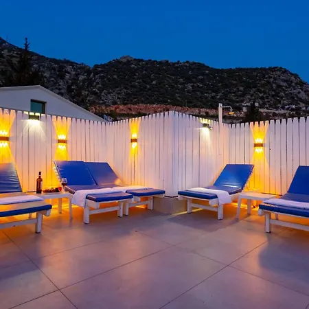 Westcoast 3-bedroom Townhouse Located Heart Of Old Town With A Private Plunge Pool * Kalkan