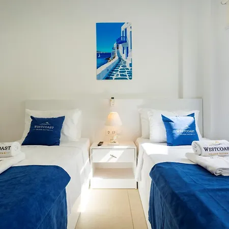 Westcoast 3-bedroom Townhouse Located Heart Of Old Town With A Private Plunge Pool Semesterbostad *