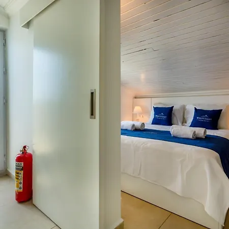 Westcoast 3-bedroom Townhouse Located Heart Of Old Town With A Private Plunge Pool Semesterbostad *
